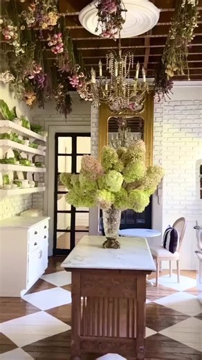Creative Ways to Dry Limelight Hydrangeas