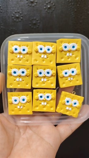 Easy DIY CrackerBob Keychain #diy #diykeychain #clay #easy #spongebob