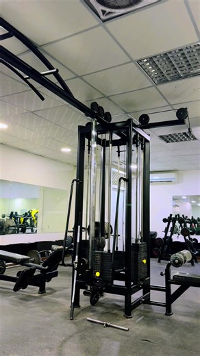 فيديوهات أنشأها djlakeside 🇴🇲 (@djlakeside6) باستخدام original sound - INDUSTRY MACHINE