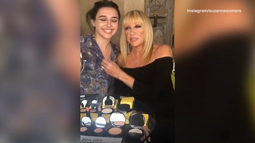 Video: Suzanne Somers does her makeup with granddaughter Violet | Daily Mail Online