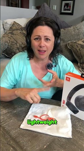 JBL Tune 520BT Brief Review: Big Bass, 57H Battery Life #onEarHeadphones #audiogear