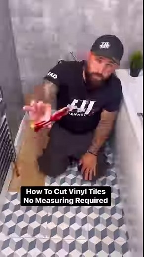 1.5M views · 7.4K reactions | How To Fit Door Hinges With A Router #diy #howto #homeimprovement #diyprojects #carpentry #doors #reels Trend Tool Technology | The Home Improvements Channel Uk | Facebook