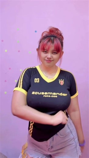 original sound - Xmue ပါဝင်သည့် Xmue (@xmue.xmue73) ၏ ဗီဒီယိုများ