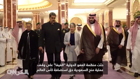سباق سيارات بين صخور العُلا؟ فنانة تتخيل كيف سيبدو ذلك بالصور