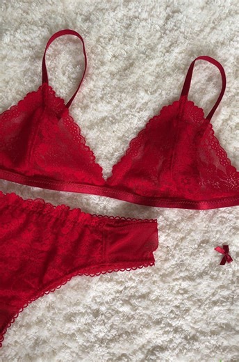 Red Lace Lingerie Set – Handmade Triangle Bralette & Matching Panties – Soft Romantic Bridal Lingerie - Etsy