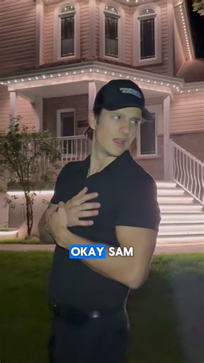 You can’t trust anyone these days… But when it comes to transforming your home into an unforgettable experience, you can definitely trust Vision Bleu LED. 💡 16 million colours 📱 Your vibe, your choice in 1 click 🌈 1,200 animations ⏳ Completely permanent 🔒 12-year warranty From design to installation, we bring precision, quality, and a touch of magic to every project, so you can sit back and watch your dream come to life ✨ 👉 Send us a DM for a free quote #VisionBleu #LEDLighting #DreamHome #