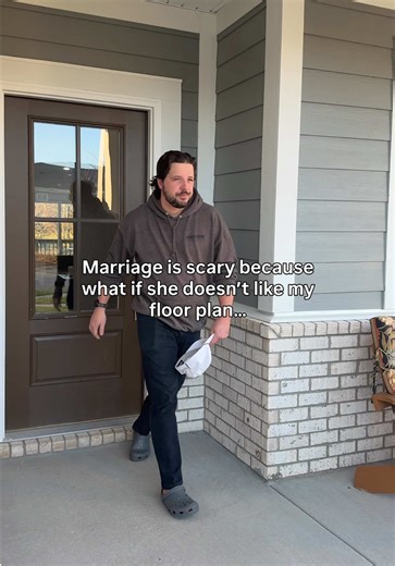 Creating the Perfect Living Room for a Golf Simulator