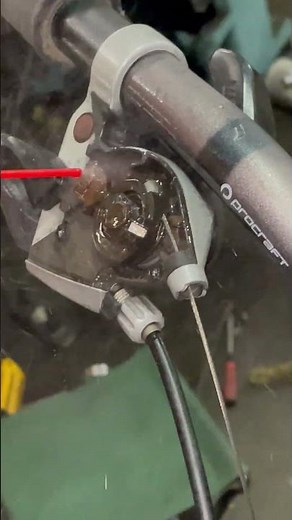 🔧 Revive a stiff shifter with proper lubrication! #BikeRepair #Shifter #Cycling #YubiClick