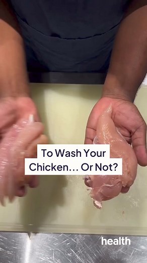 The age-old question: to wash your chicken or not wash your chicken? Join Dr. Shamard Charles as he explores the the USDA's recommendation for this popular meal prep. Learn more in the comments. ⬇️ | Health