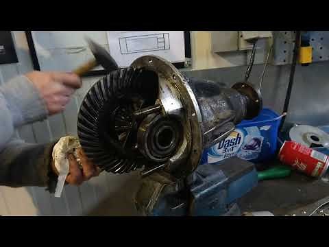 Part 1 - MGB banjo axle / diff overhaul / So oldt