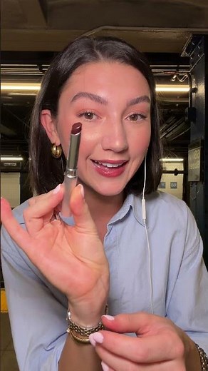 touch-ups with my favorite lip ‪@Clinique‬ almost lipstick in black honey #CliniquePartner #BlackHoney