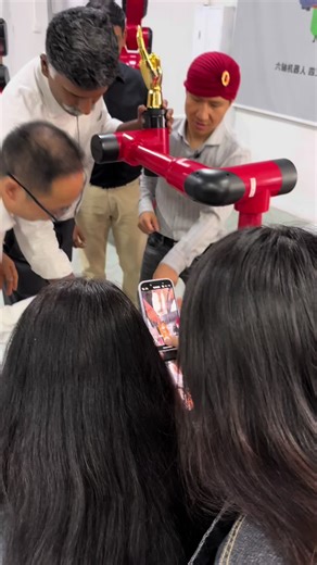 robot_david (@robot_david)’s videos with 原聲 - robot_david