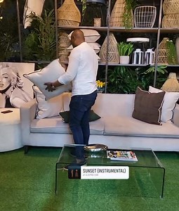 Black Apple Decor | Black Apple Decor