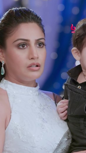 راجكومار يرتكب خطأ كارثي أمام مع خطيبته أنيشا #في_مواجهة_الحب #MBCBOLLYWOOD يعرض الآن مجاناً على شاهد #Shahid