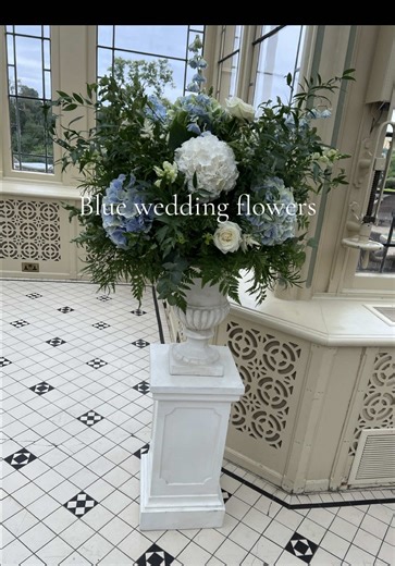 🌿 FLORAL DESIGN 🌿 Your wedding flowers start long before the blooms arrive… They begin with your vision, your story, and a whole lot of creative planning 🤍 From concept to design - this is where the magic starts. Save this if you’re having a blue wedding! #bluewedding #blueflowers #weddingflowerideas