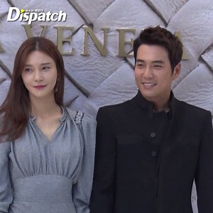 95K views · 1.5K reactions | 손잡고 다정하게~ 알콩달콩~ | dispatch news | Facebook