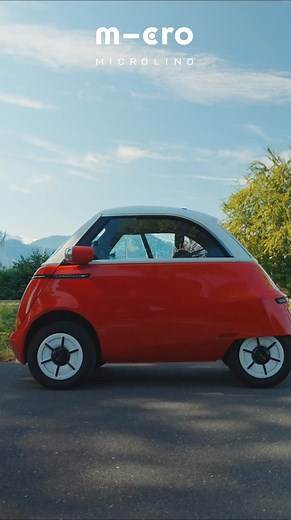 Stadt, Stadtflair - kein SUV nötig! Entdecke den Microlino: Stilvoll. Elektrisch. 100% Swiss Design 🇨🇭 Im Pop-Up Store St. Gallen jetzt erleben! • Buche deine Testfahrt • Fahre der Zukunft entgegen! 👉 | Microlino