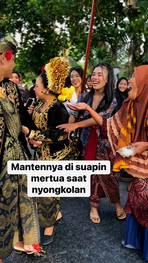 Aaaa aku juga mau #reels #fyp #manten | Ghea Putri