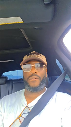 Redd Awanta (@reddawanta)’s videos with What Would U Do? - Tha Dogg Pound