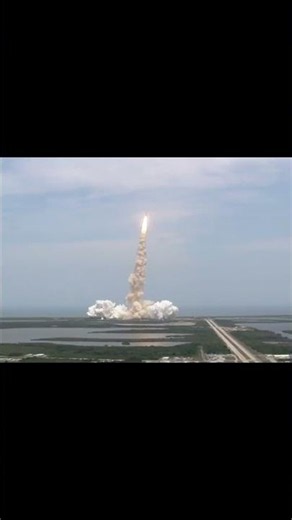 Space Shuttle, the first reuseable spacecraft in history. #nasa #space #spaceshuttle