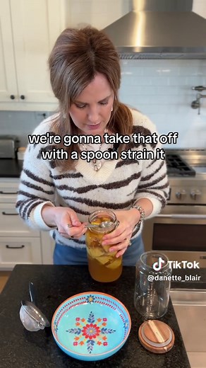 How to Make Tepache: DIY Fermented Pineapple Drink Recipe