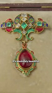 260K views · 6.7K reactions | Have you ever seen such a colourful brooch?  Siobhan was blown away by this Tudor Revival piece! Watch the full #AntiquesRoadshow episode on BBC iPlayer  #BBCAntiquesRoadshow | BBC Antiques Roadshow | Facebook