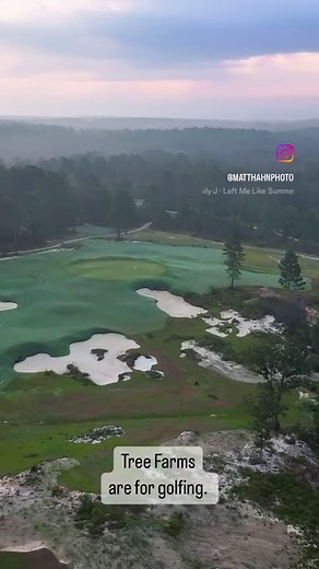 @the_tree_farm_golf (Aiken, SC) was brought to life this year by @zachary_blair, with the help of course designer Tom Doak and construction by Kye Goalby. Focusing on the natural golfing experience and his “obsessive love of the game”, Blair’s Tree Farm skips the luxurious amenities and buildings seen at some clubs. Instead, it provides a raw, authentic walk that immerses you in the South Carolina pines as you go through your round. The ultimate goal? “A place where people who love golf can go a