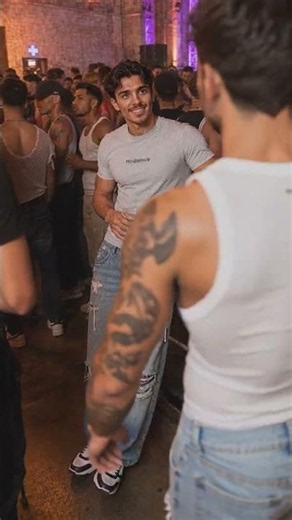🏳️‍🌈 thankful I went out that night #gay #lgbtq #gaynightlife #lovestory #pride #lgbtqromance #bl