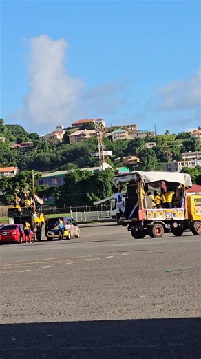 7.6K views · 73 reactions | Yellow is d code    | Alex JJ | Facebook