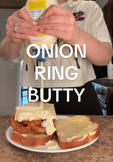 The Baddest Girl's Onion Ring Butty Recipe