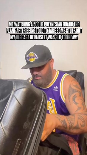 14K views · 171 reactions | Flights to Samoa be like!!Aw come on @hawaiianairlines Nah nah auuuu seee #KalaUla #IssaChoke#SamoaFlights #Heavyload #Hawaiianair #AmericanSamoa #Apia #Samoa #Sailele #Aunuu #Masausi #oahu #hawaii #ewabeach #fyp #foryoupage #explore #explorepage #viral #poly #polysbelike #samoansbelike Pagoooo ☝ | Therealati32 | Facebook