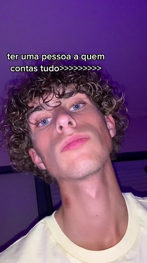 How to Treat Pimples on Your Neck