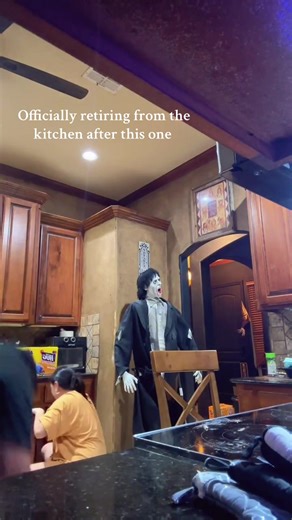 Kitchen Disaster in Oklahoma: Epic Screen Break