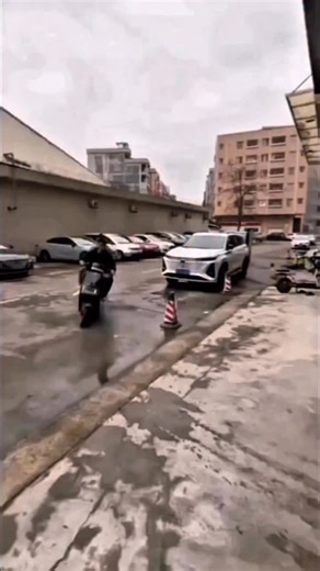 WEARWISE.CO on Instagram: "Matching snow gear dropping December 12!! Fully water proof and insulated, we’ve tested in -30 degrees . . snowpants, snowgear, snowapparel, snowoutfit, snowoutfits, snowoutfitideas, snowboardinggear, winteroutfit, winteroutfits, winteroutfitideas, winterfashion, winterthreads, winterstyle, skiwear, skiwearfashion, skiclothing, skigear, skiwearstyle, skiing, ski, snowboardfashion, snowboard outfit, snowboardgear, alpine wear, mountainwear, coldweathergear, waterproofpa