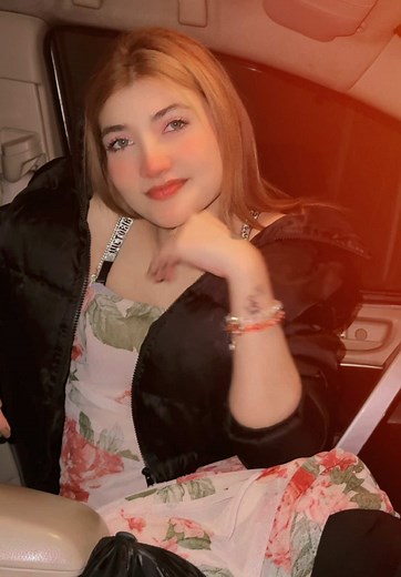 Stylish Floral Dress for Car Drives: Fashion Tips