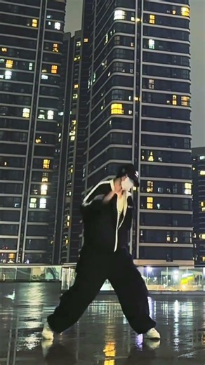 Uncle's Dance Dream: Revolutionizing Generation One's Move