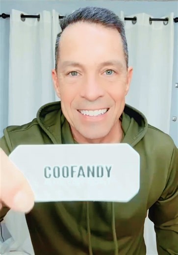 If you’re looking for a hoodie that actually fits right and doesn’t look sloppy, this Coofandy sweatshirt is a win. Clean design, soft fabric, and just the right amount of stretch—no logos, no gimmicks, just a solid everyday hoodie you can wear anywhere. For reference, I’m 5’9”, 165 lbs, wearing a medium, and it fits true to size. It’s comfortable, holds its shape, and comes in several colors so you can grab more than one and rotate them through the week. Simple, reliable, and easy to wear—this 