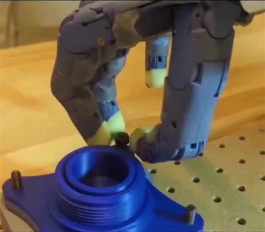 Robots World on Instagram: "🦾 Robotic hands tighten screws faster than humans because their control systems run thousands of times per second. Electric actuators start and stop instantly, while sensors in each fingertip measure force and contact in real time. Vision systems guide the hand in 3D, correcting tiny misalignments before they become errors. Machine learning makes them even better. Robots learn from thousands of assemblies, know exactly how much force to apply, and instantly detect pr