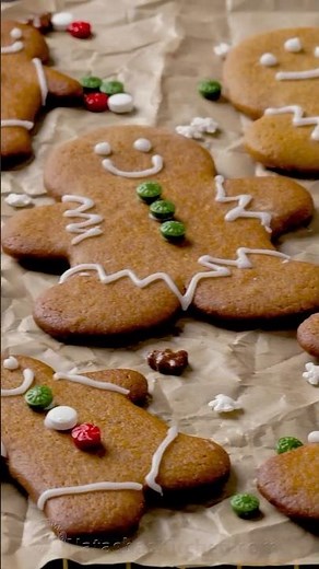 My Favorite Gingerbread Cookies + 3 Ingredient Icing #shorts