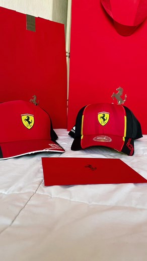 Temporada 2023 Unboxing Ferrari Store | Smooth Operator F1 Merchandise