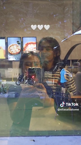 UP Diliman Date: Chill & Not Crowded Date Night at Nomu Cafe