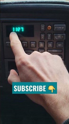How to SET YOUR CLOCK on a 88-94 Chevy / GMC C/K SUV/ Truck Sierra/Silverado #shorts