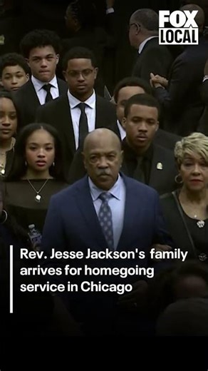 Rev. Jesse Jackson's family arrives for homegoing service in Chicago