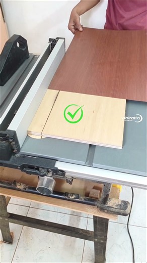 how to cut thin laminated strips on table saw #woodworking #tips #tablesaw #tricks