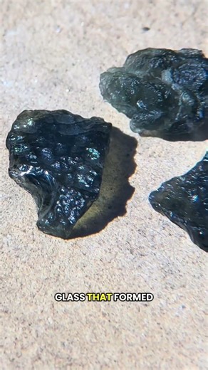 Moldavite explained in under 60 seconds #moldavite #space #meteorite