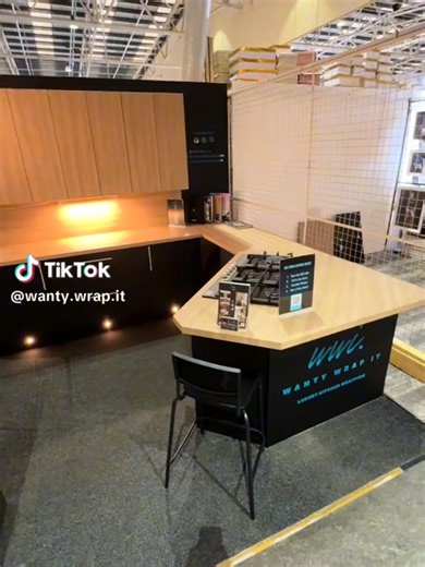 'Wanty Wrap It ' Open here inside the Forge Market Thurs to Sun 10.00-5.00pm 🌞 #forgemarketglasgow #shoplocal #supportsmallbusiness #market #stalls