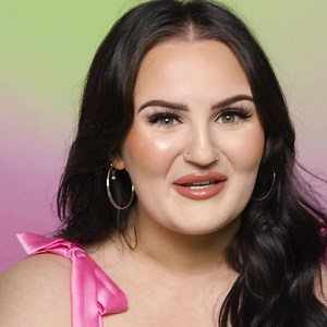 1K reactions · 34 shares | It's the collab we've all been waiting for...the Glow Essentials by Mikayla Kit just dropped  Check out TikTok's beauty creator Mikayla Nogueria's hand-picked faves. | Glow Recipe | Facebook