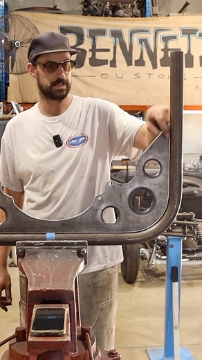 𝘽𝙀𝙉𝙉𝙀𝙏𝙏𝙎 𝘾𝙐𝙎𝙏𝙊𝙈𝙎 𝘾𝙊 on Instagram: "Installing Airplane Motor in Volkswagen | FABRICATED Engine Cradle #kombi"
