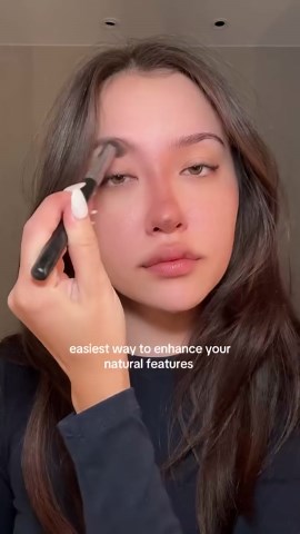 Barely There Makeup That Still Makes a Statement