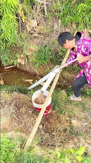 Ingenious Water Pumping: PVC Pipe Manual Siphon System